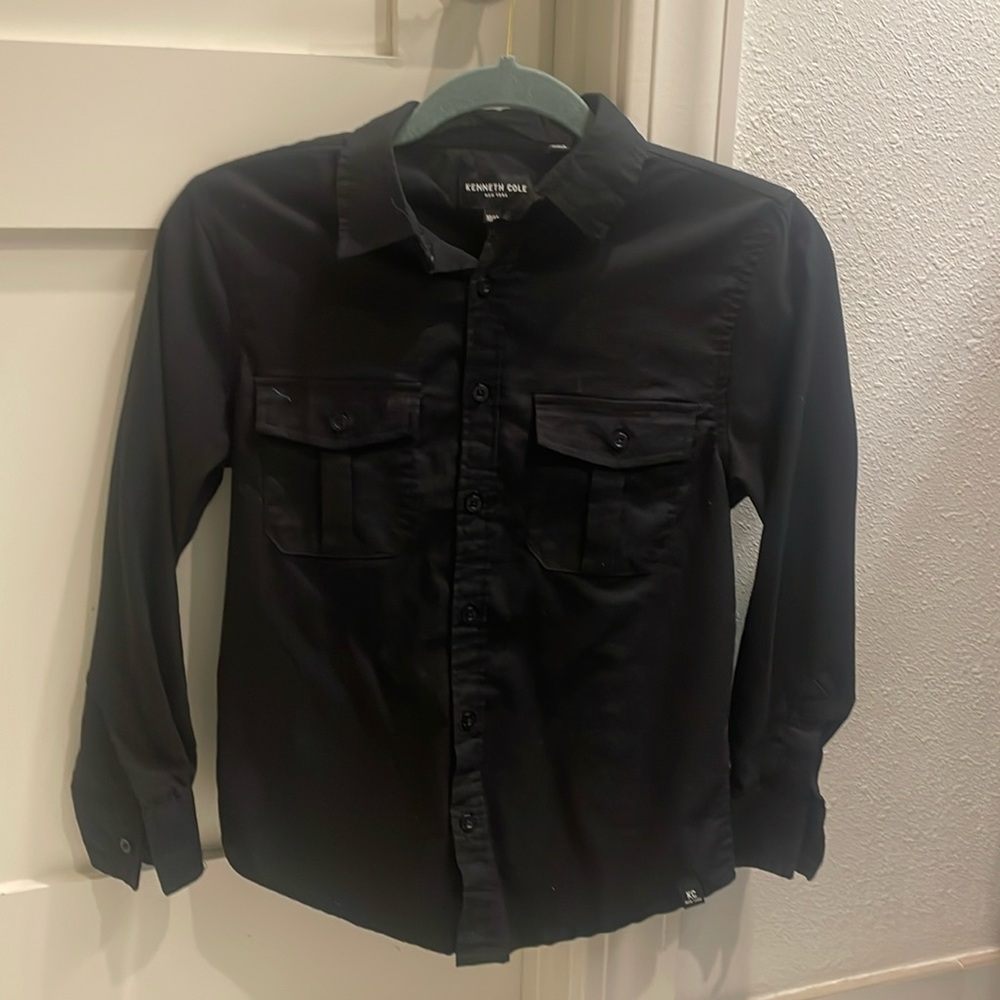 Kenneth Cole black suit button up 
Size 10/12